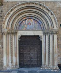 Chiesa di S. Agostino - Portale